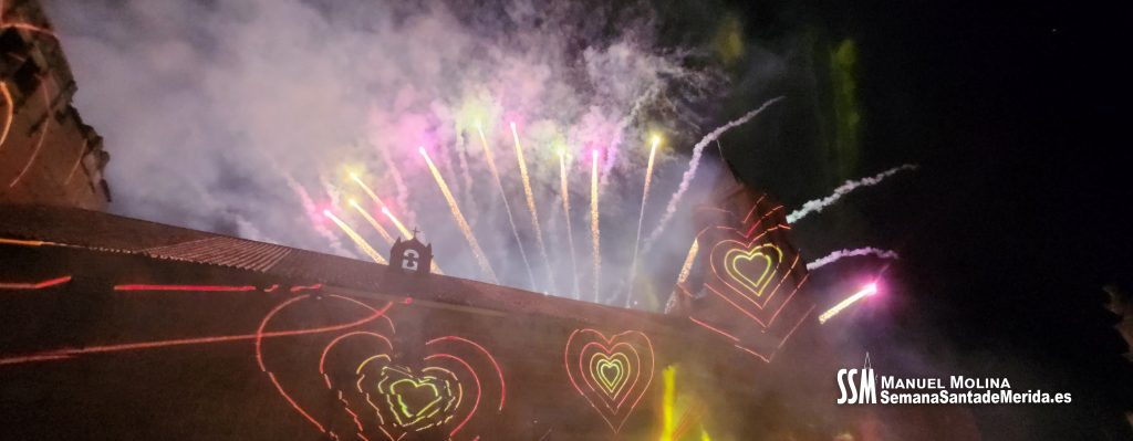 Made with LogoLicious Add Your Logo App